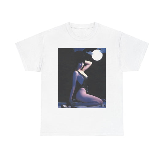 Elvira "lunar muse: T-Shirt – Gothic Horror Retro Vintage Graphic Tee for Men & Women